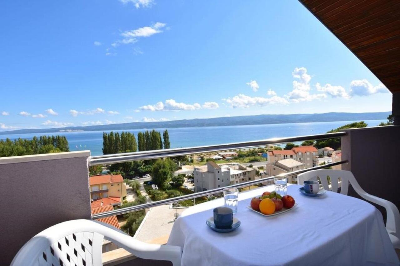 Apartment Rene Omiš Eksteriør bilde